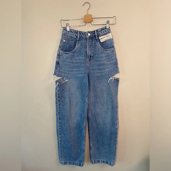 KIMHĒKIM x MO&Co Love United  Jeans - Picture 6 of 12